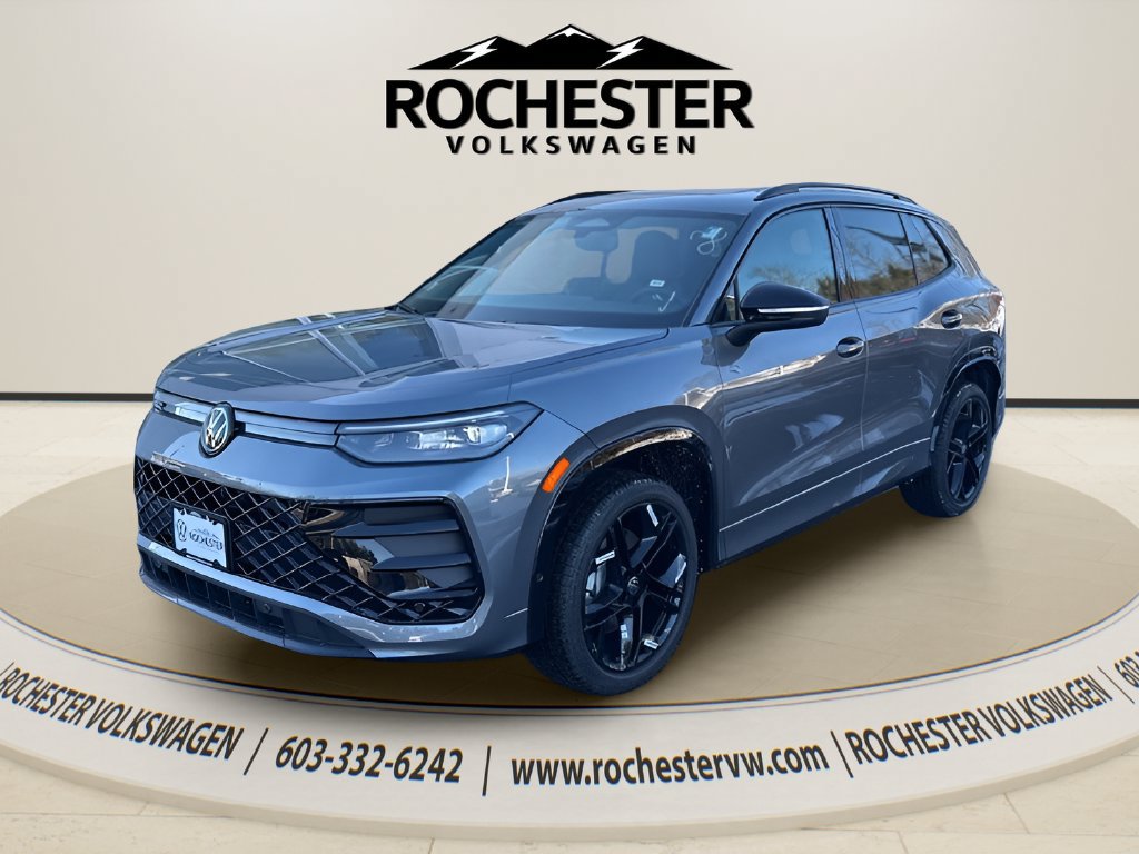 Used 2026 Volkswagen Tiguan SE R-Line AWD/4WD image 2
