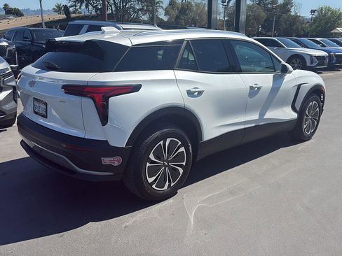 Used 2024 Chevrolet Blazer EV LT image 3