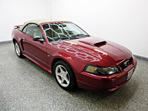 Used 2003 Ford Mustang GT Premium image 3