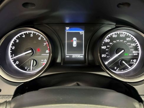 Used 2024 Toyota Camry SE FWD image 21