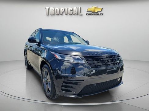 Used 2025 Land Rover Range Rover Velar Dynamic SE AWD/4WD image 4