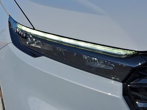 Certified 2026 Honda CR-V Sport Touring image 9