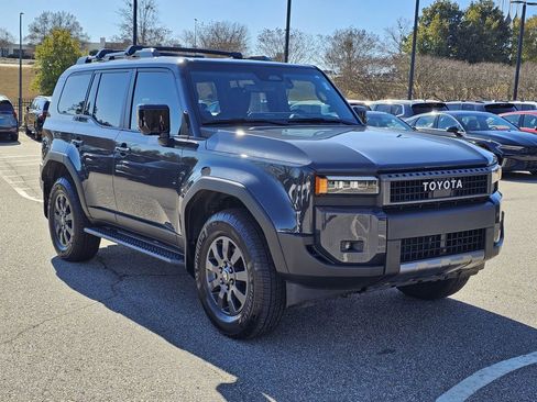 Used 2024 Toyota Land Cruiser image 5