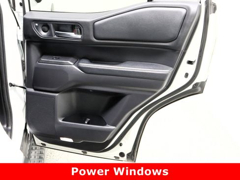Used 2024 Toyota Land Cruiser image 39