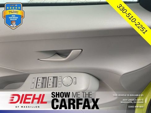Used 2024 Hyundai Kona SE AWD/4WD image 23