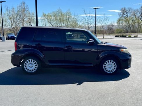 Used 2012 Scion xB image 8