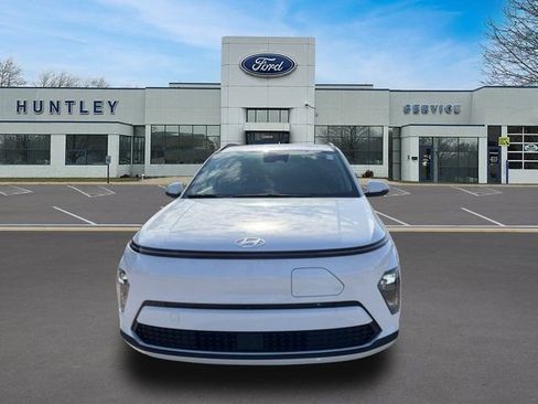 Used 2024 Hyundai Kona SEL FWD image 3