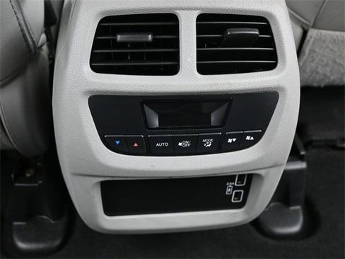 Used 2021 Honda Pilot EX-L image 12