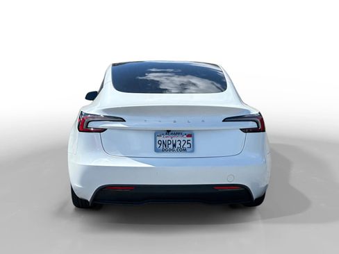 Used 2024 Tesla Model 3 Standard Range RWD image 4