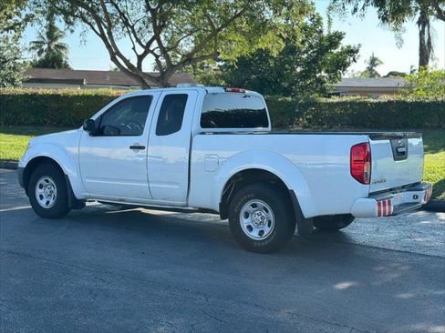 Used 2019 Nissan Frontier S image 6
