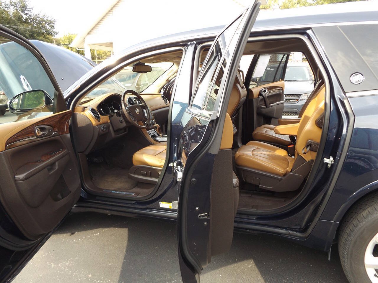 Used 2015 Buick Enclave Premium w/ Experience Buick Package FWD image 12