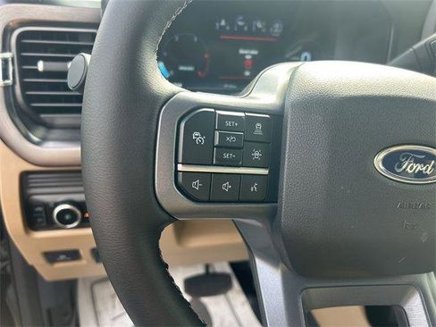 New 2025 Ford F350 Lariat w/ Lariat Ultimate Package AWD/4WD image 17
