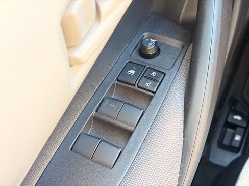 Used 2026 Toyota Corolla LE FWD image 22