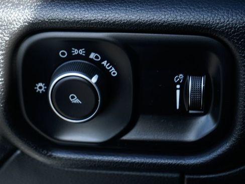 Used 2022 RAM 3500 Big Horn image 19