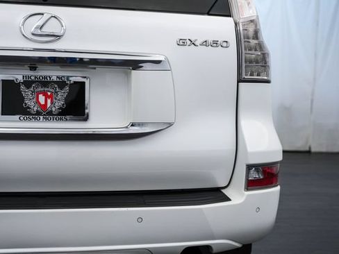 Used 2017 Lexus GX 460 Luxury w/ Preferred Accessory Package AWD/4WD image 41