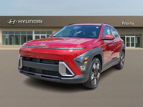 Used 2025 Hyundai Kona SEL FWD image 1