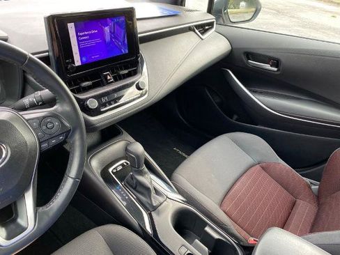 Used 2025 Toyota Corolla SE FWD image 24