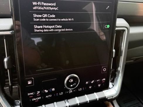 Used 2025 GMC Yukon Denali RWD image 56