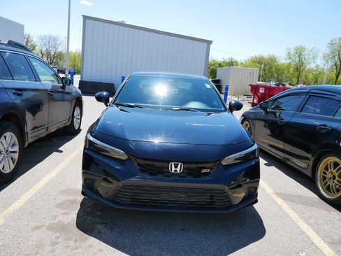 Used 2024 Honda Civic Si image 2