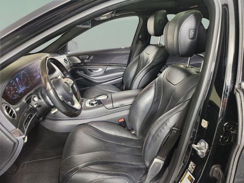 Used 2019 Mercedes-Benz S 450 Sedan image 11