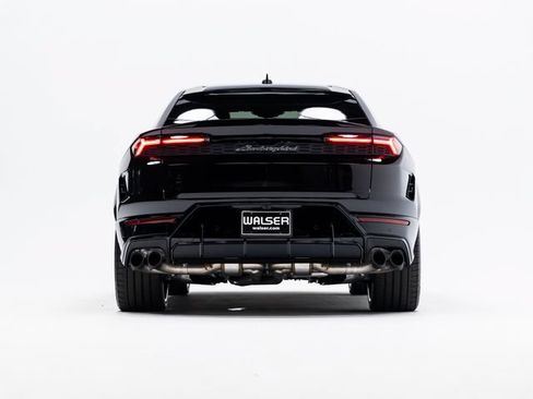 Used 2025 Lamborghini Urus SE AWD/4WD image 69