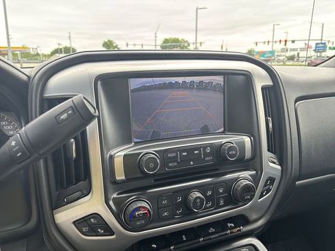 Used 2014 GMC Sierra 1500 SLT w/ SLT Crew Cab Value Package AWD/4WD image 26