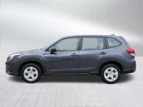 Used 2023 Subaru Forester AWD/4WD image 4