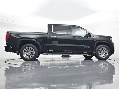 Used 2021 GMC Sierra 1500 Denali w/ Driver Alert Package II AWD/4WD image 29