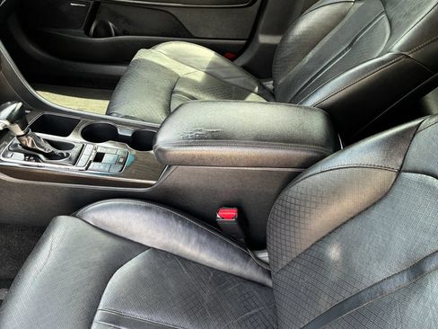 Used 2019 Kia Optima EX w/ EX Premium Package FWD image 12