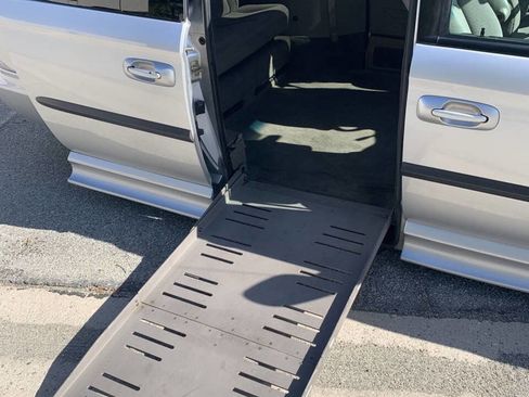 Used 2003 Dodge Grand Caravan Sport image 16