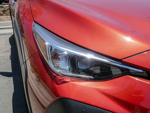 Used 2024 Subaru Crosstrek 2.0i Premium AWD/4WD image 5