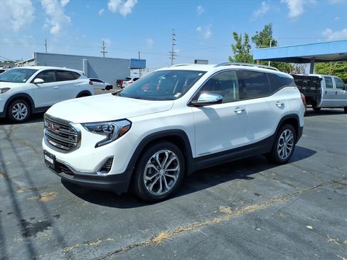 Used 2020 GMC Terrain SLT w/ Preferred Package image 6