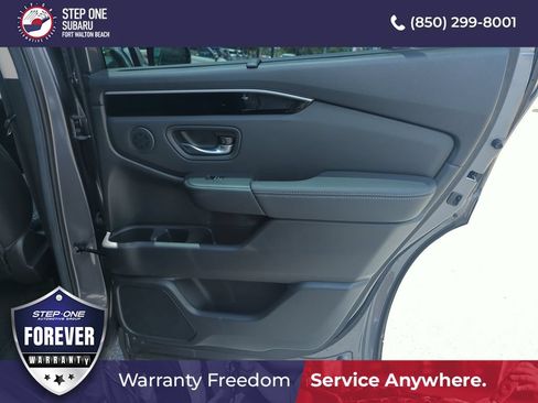 Used 2025 Honda Pilot EX-L image 31