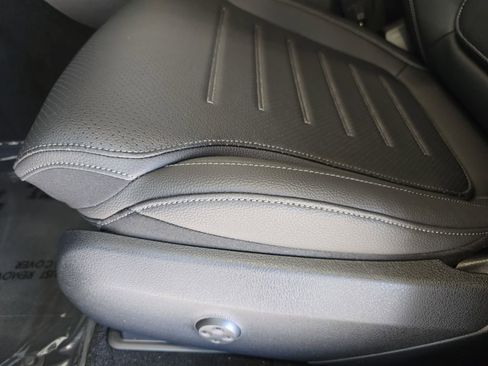 New 2026 Mercedes-Benz GLC 300 4MATIC image 29