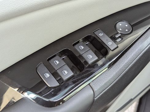 Certified 2023 Kia Sportage EX image 19