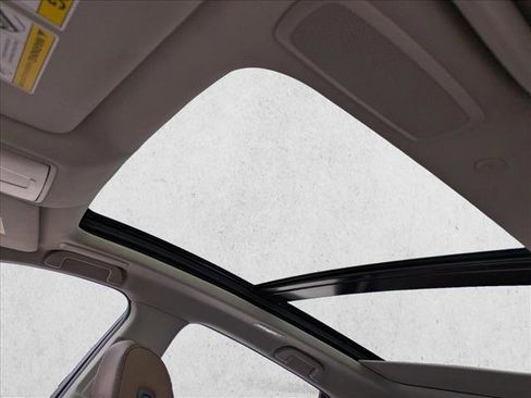 Certified 2023 Acura RDX FWD w/ Technology Package image 16