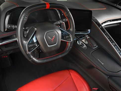Used 2020 Chevrolet Corvette Stingray Coupe w/ Z51 Performance Package RWD image 11