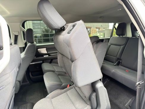 Used 2025 Ford Expedition Max XL AWD/4WD image 22