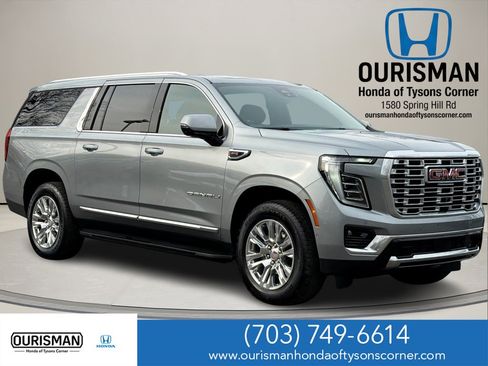Used 2025 GMC Yukon Denali w/ Denali Reserve Package image 1