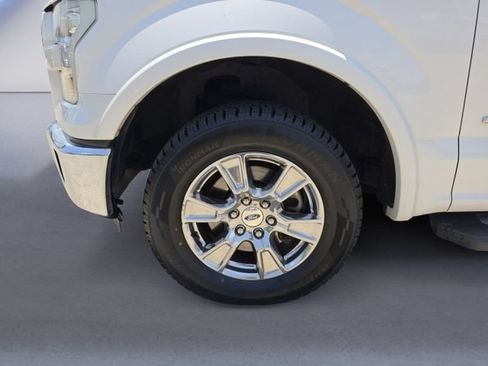 Used 2015 Ford F150 Lariat w/ Equipment Group 502A Luxury RWD image 28