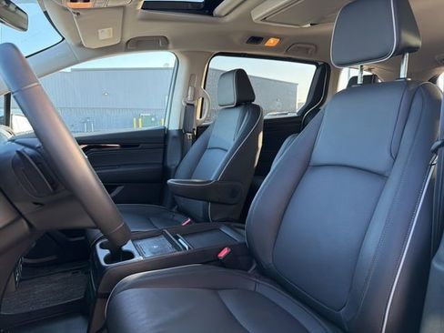 Used 2025 Honda Odyssey Touring image 15