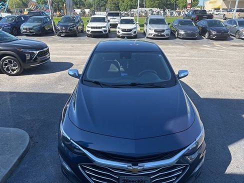 Used 2022 Chevrolet Malibu LT FWD image 16