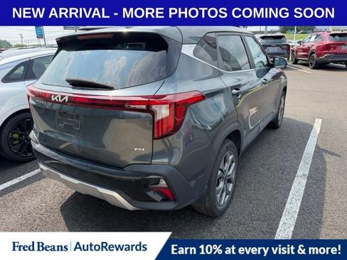 Used 2024 Kia Seltos S AWD/4WD image 7