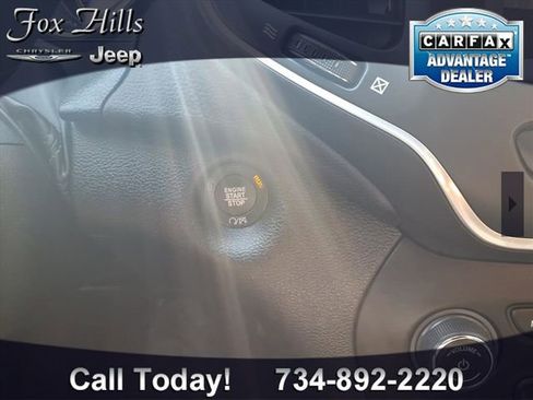 Certified 2023 Jeep Cherokee Altitude Lux image 24