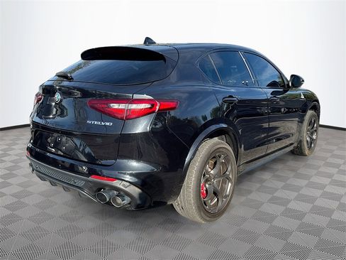 Used 2018 Alfa Romeo Stelvio Quadrifoglio w/ Driver Assist Dynamic Package image 2