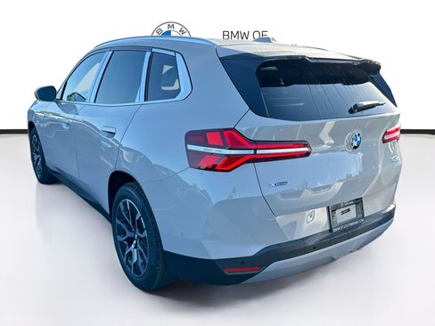 New 2026 BMW X3 xDrive30i w/ Premium Package AWD/4WD image 3