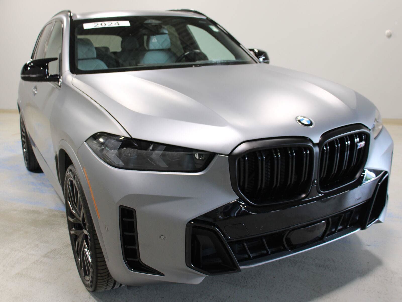 Used 2024 BMW X5 M60i w/ Climate Comfort Package AWD/4WD image 15