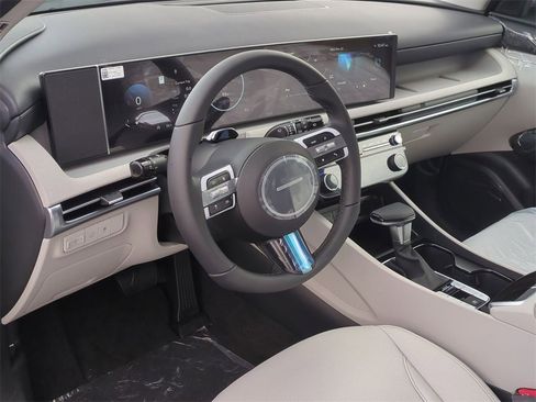 New 2026 Hyundai Tucson SEL image 12