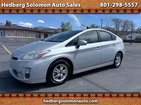 Used 2010 Toyota Prius Two FWD image 1