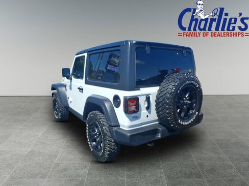 Used 2020 Jeep Wrangler Sport AWD/4WD image 5